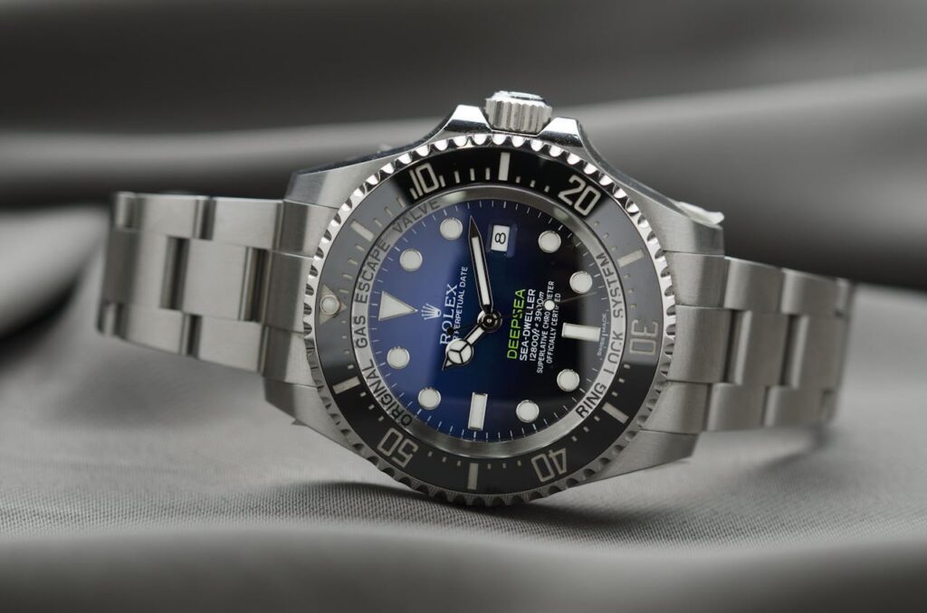 rolex watch time luxury 364822.jpeg